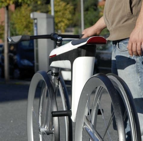 LambaritÁlia Bom Para A Natureza Bicicleta Elétrica Inovadora