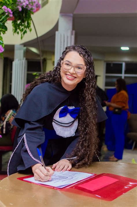 Uema Uema Realiza Cola O De Grau Para Alunos Do Campus Z Doca