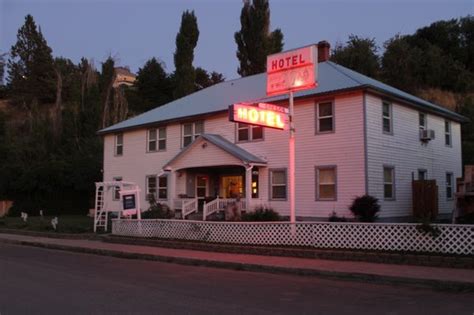 The Oregon Hotel Updated July 2024 39 Photos And 28 Reviews 104 E