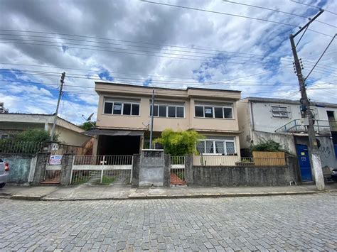 Sobrado Na Rua Prudente De Morais 278 Vila Nova Em Nova Friburgo Por