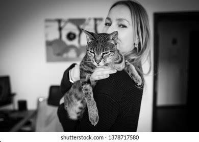 Savannah Blonde Images Stock Photos Vectors Shutterstock