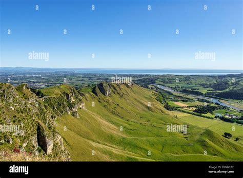 view  te mata peak  hawkes bay  zealand   fine
