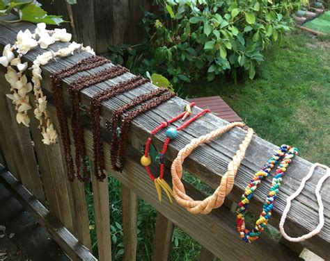 10 Vintage Natural Koa Seeds, Wood, Shells Bead Estate Necklaces Lot ...