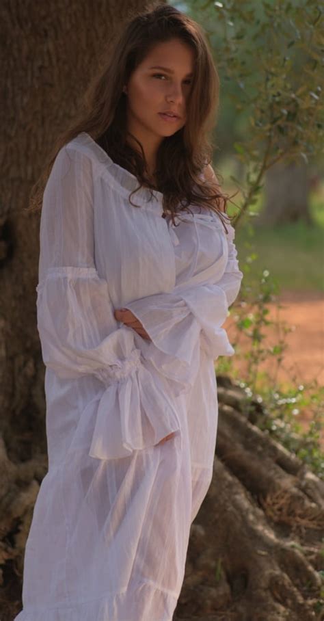 Adriana Fenice 2 Busty Brunette Beauty Page 6 Of 7 Fapdungeon