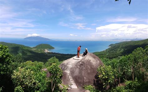 Hai Van Pass – Da Nang to Hue, Vietnam | Scenic Motorbike Drive