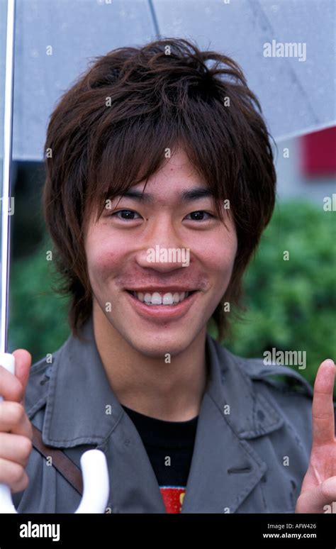 Japan tokyo teens in harajuku -Fotos und -Bildmaterial in hoher