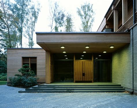 10 Contemporary Homes That Showcase Russian Architecture