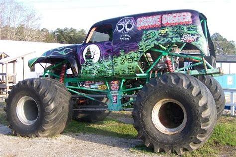 $5 Monster truck rides - Picture of Grave Digger, Poplar Branch ...