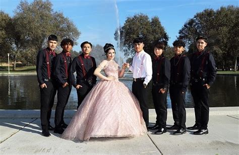 Damas Chambelanes Ideas Quince Dresses Chambelanes Off