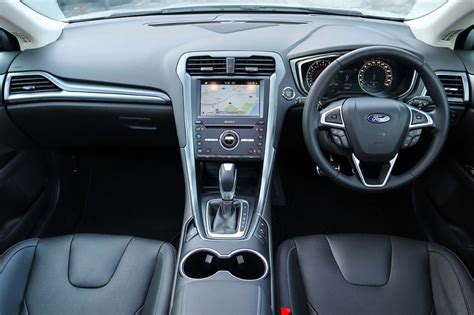 Total 89+ imagen interior ford mondeo – Thcshoanghoatham-badinh.edu.vn