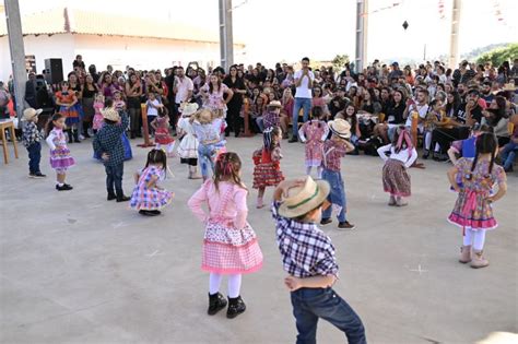 Tradição das festas juninas e devoção a Santo Antônio promovem a fé e