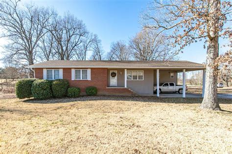 7001 Woodland Dr, Poplar Bluff, MO 63901 | Trulia