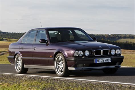 BMW M5 (E34) 3.5 (315 Hp)