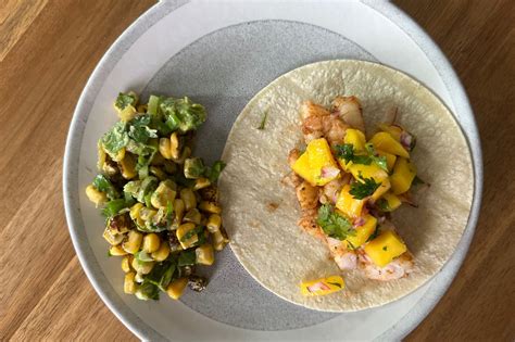 Shrimp Street Tacos with Mango Salsa – Real Food Well