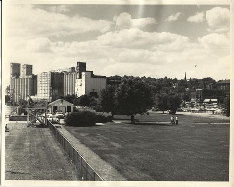 Riverfront Park Alton, IL 1958 | Alton, Great river, Alton illinois