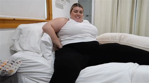 BBW CHLOE Cupcake Stuffing BBW CHLOE Clips4sale