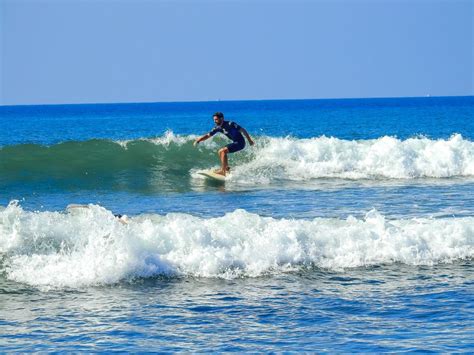 Las Palmas Learn To Surf With A Special Price For Two Group