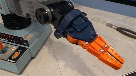 Repair and Restore of Radio Shack's Armatron Robotic Arm from 1984 ...