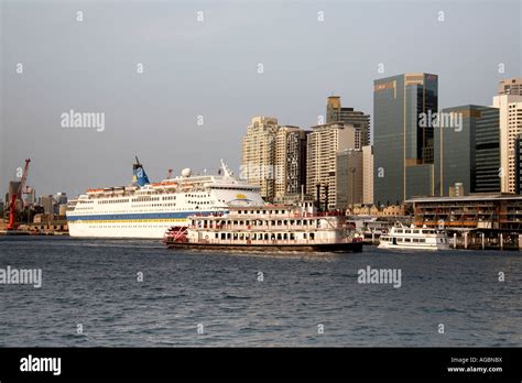 Paddle steamer australia hi-res stock photography and images - Alamy