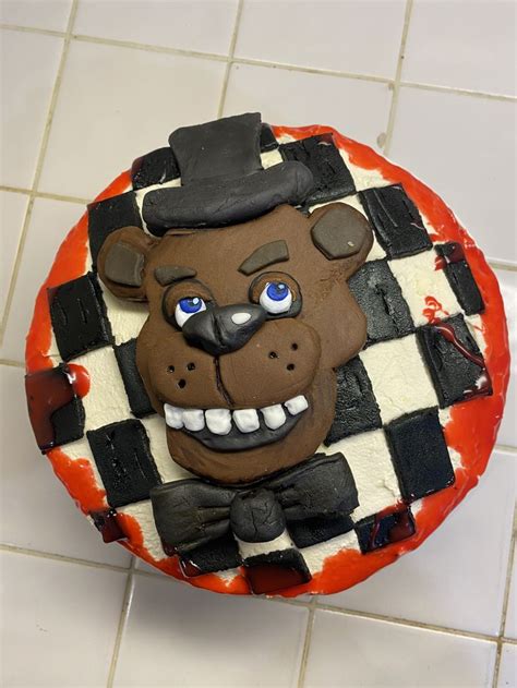 Pin on FNAF Cake | Fnaf cake, Bad cakes, Fnaf