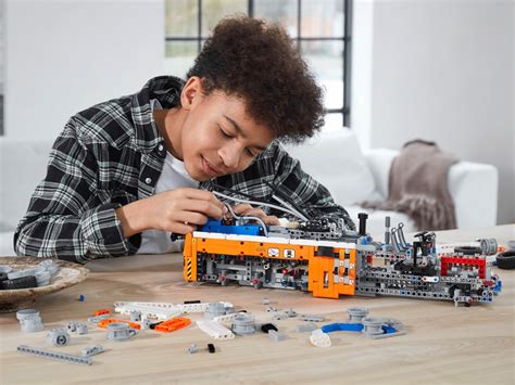 LEGO® Technic 42128 Schwerlast-Abschleppwagen mit Bildern | lifesteyl