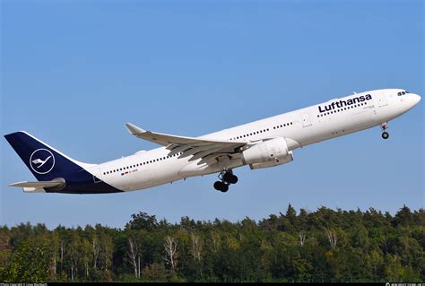 D Aikq Lufthansa Airbus A Photo By Linus Wambach Id