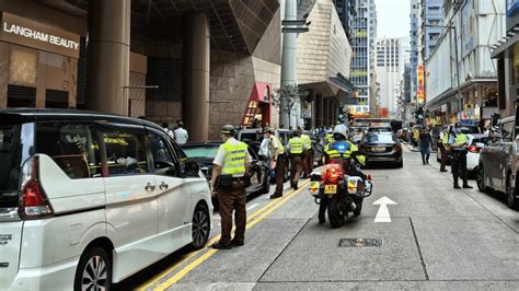 警旺角區交通黑點執法 拖走10部違泊車輛