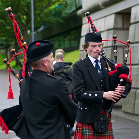 How Much Do Bagpipes Cost? | HowMuchIsIt.org