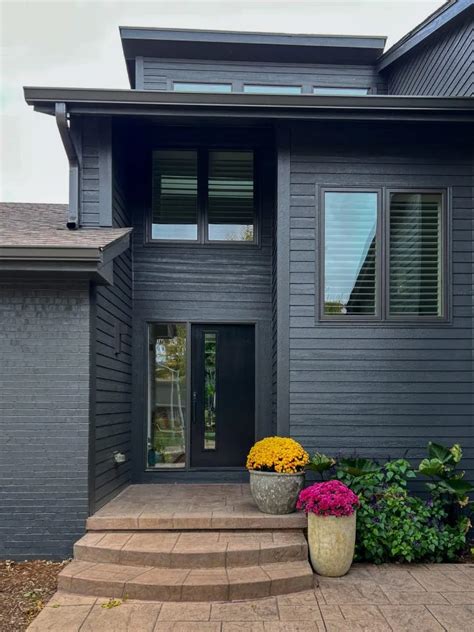 Contemporary Home Exterior 