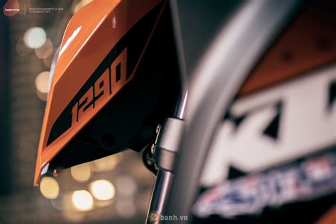 Siêu Naked Bike KTM Super Duke mạnh mẽ trong loạt ảnh ấn tượng banh vn