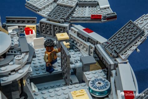 LEGO Star Wars 75257 Millennium Falcon Review-50 - The Brothers Brick ...