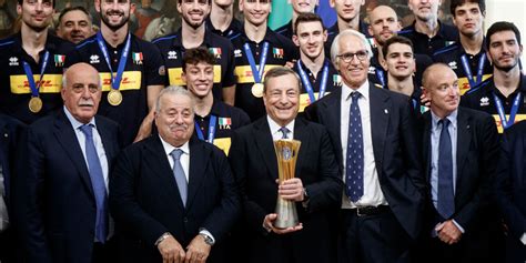 I Campioni Del Volley Al Quirinale Da Mattarella Siete