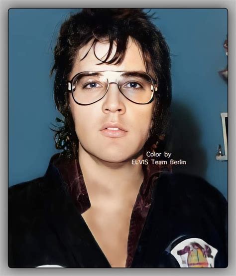 Pin By Karen Kall On Early Elvis Elvis Presley Pictures Elvis