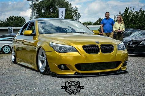 BMW E60 M5 yellow slammed