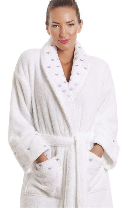 Womens White Supersoft Fleece Heart Print Bathrobe