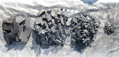 Review Of Royal Oak Lump Charcoal Naked Whiz Ceramic Charcoal Cooking