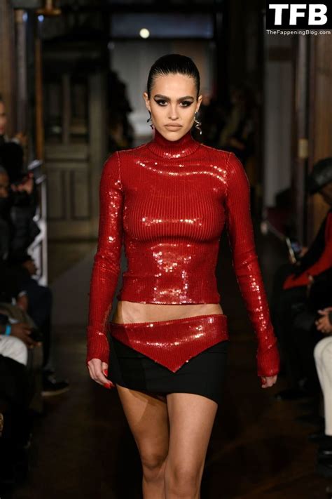 Amelia Gray Hamlin Flaunts Her Sexy Legs Tits At The Tresemme X Laquan Smith Fashion Show