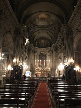 Chiesa Rettoria Santi Vincenzo E Anastasio A Fontana Di Trevi Rome