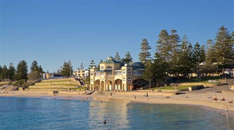 หาด Cottesloe ใน เพิร์ท เอ็กซ์พีเดีย