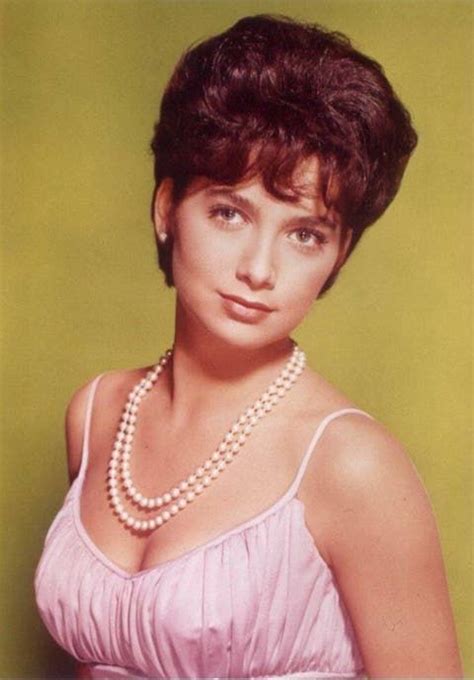 Glamorous Photos Of Suzanne Pleshette In The S Vintage