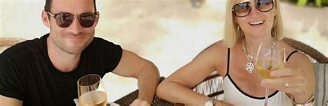 Carol McGiffin Shows Off Her Abs In Bikini On Rd Birthday In Thailand With Husband Hot