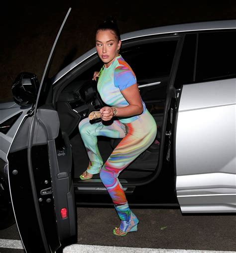 Anastasia Karanikolaou Amazing Curves Hot Celebs Home