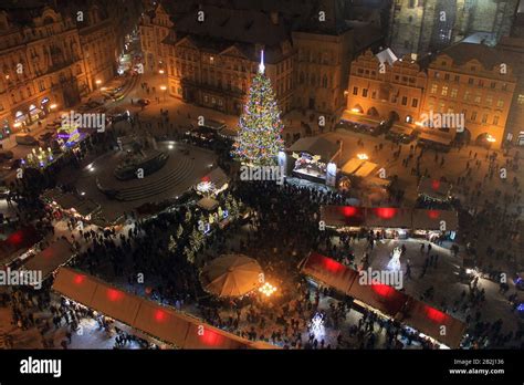 Christmas market with snow in Prague Stock Photo - Alamy