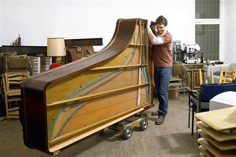 How to Move a Piano without Injuring Your Back