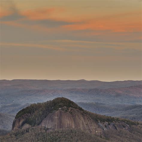 Looking Glass Rock Mountain Information