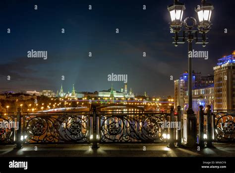 The Moscow Kremlin At Night Stock Photo Alamy