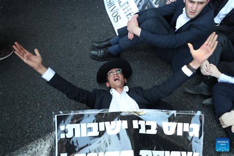 Israels Top Court Rules Jewish Ultra Orthodox Must Begin Being Drafted