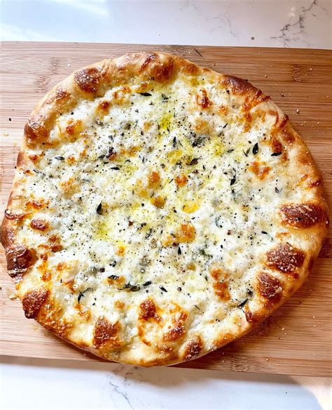 Quattro Formaggi Pizza Recipe