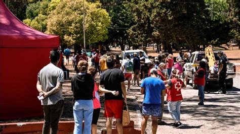 Ya No Es Obligatorio El Distanciamiento De Metros Aunque Siguen