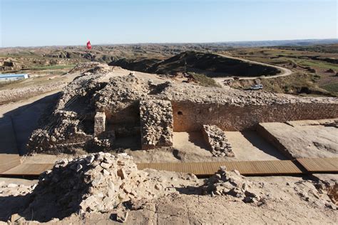 Ancient China Lost City With Pyramid And Human Sacrifices Is Rewriting